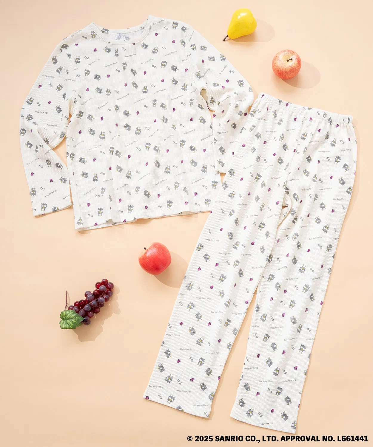 Детский комплект пижамы Fruit of the Loom x Sanrio, длинный рукав, черный