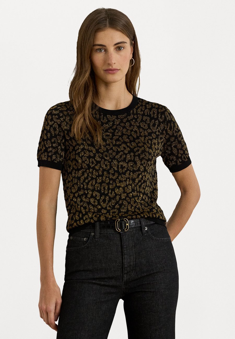 

Футболка Lauren Ralph Lauren EYELAH METALLIC OCELOT SHORT SLEEVE SWEATER, Black/Gold-Coloured/Black, Черный, Футболка Lauren Ralph Lauren EYELAH METALLIC OCELOT SHORT SLEEVE SWEATER, Black/Gold-Coloured/Black