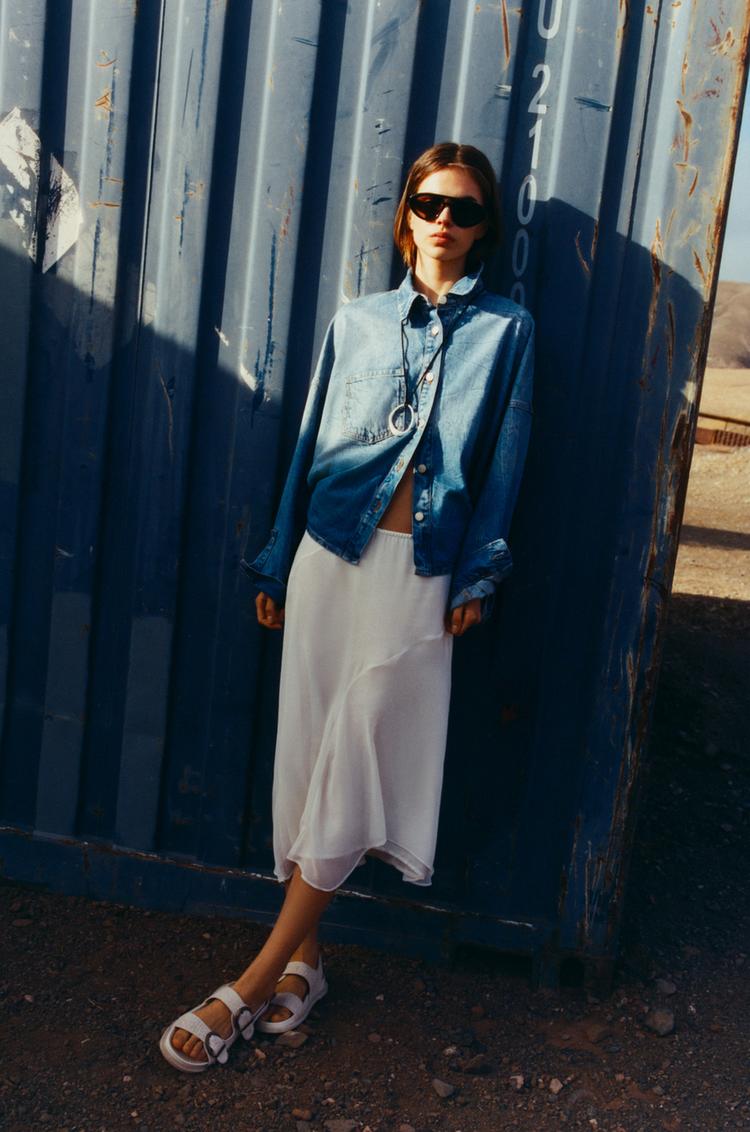 

Струящаяся юбка миди Pull And Bear, экрю