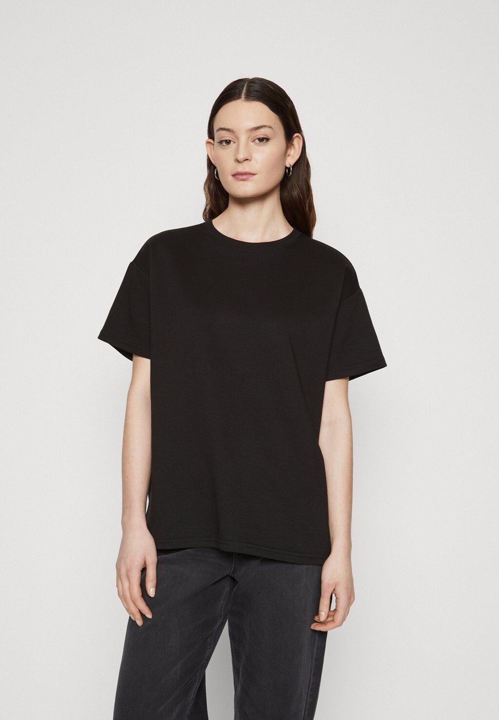

Футболка базовая NOOS Pieces, цвет black
