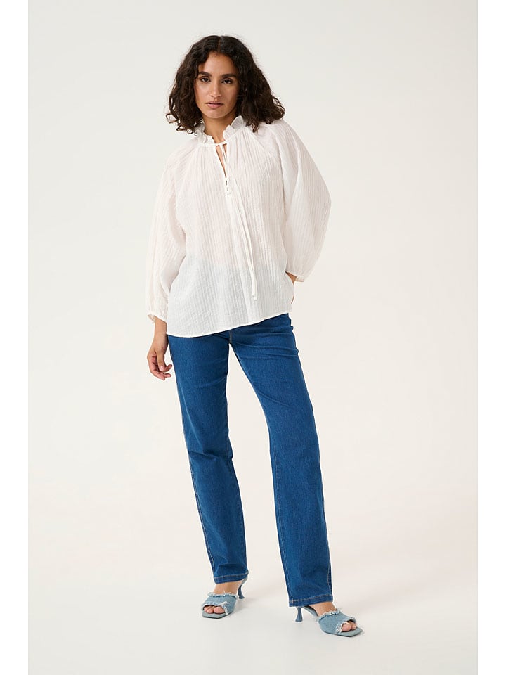 

Блузка Лианна белого цвета Kaffe