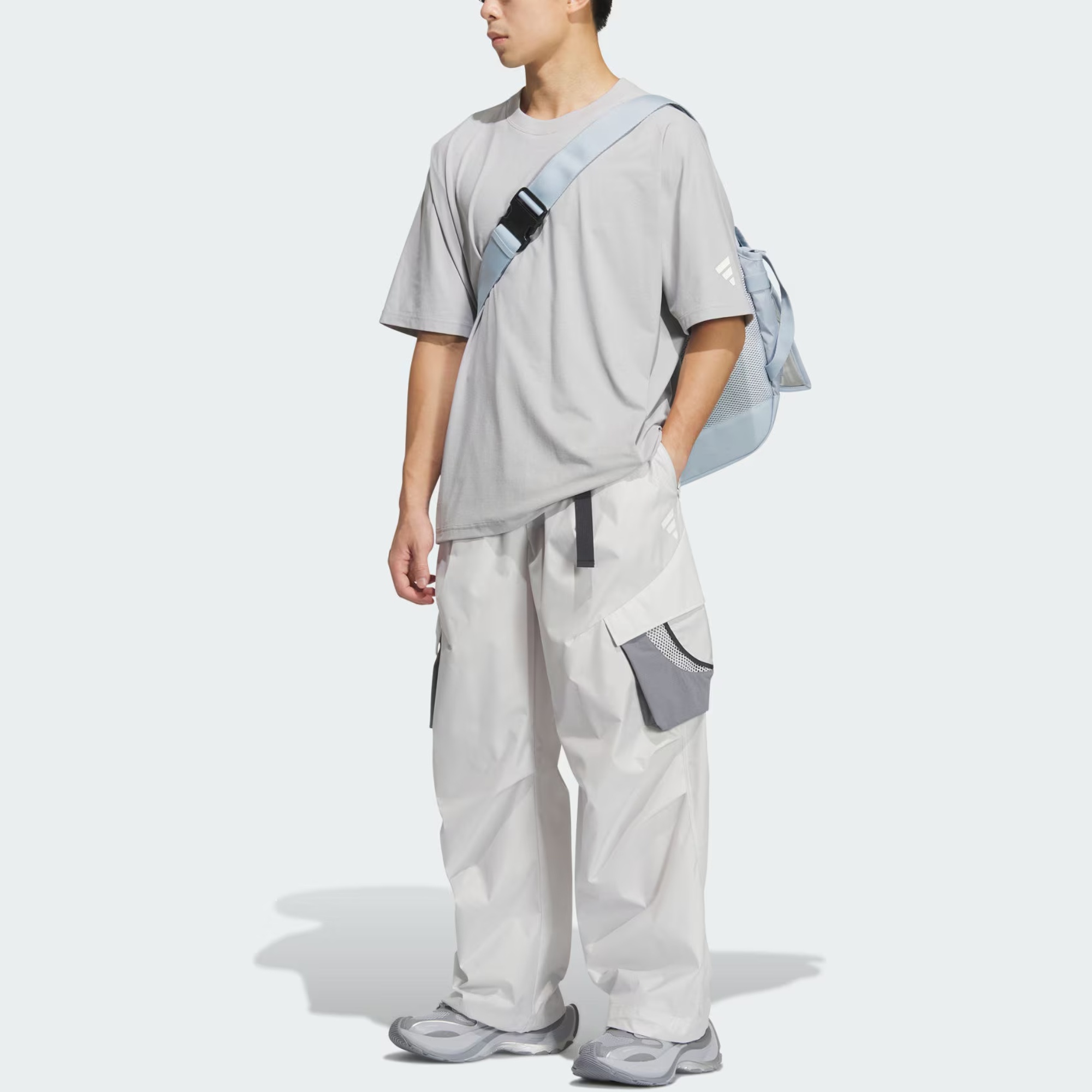 Брюки спортивные FOS TRACKSUIT BOTTOMS мужские light gray Adidas, светло-серый — фото 4