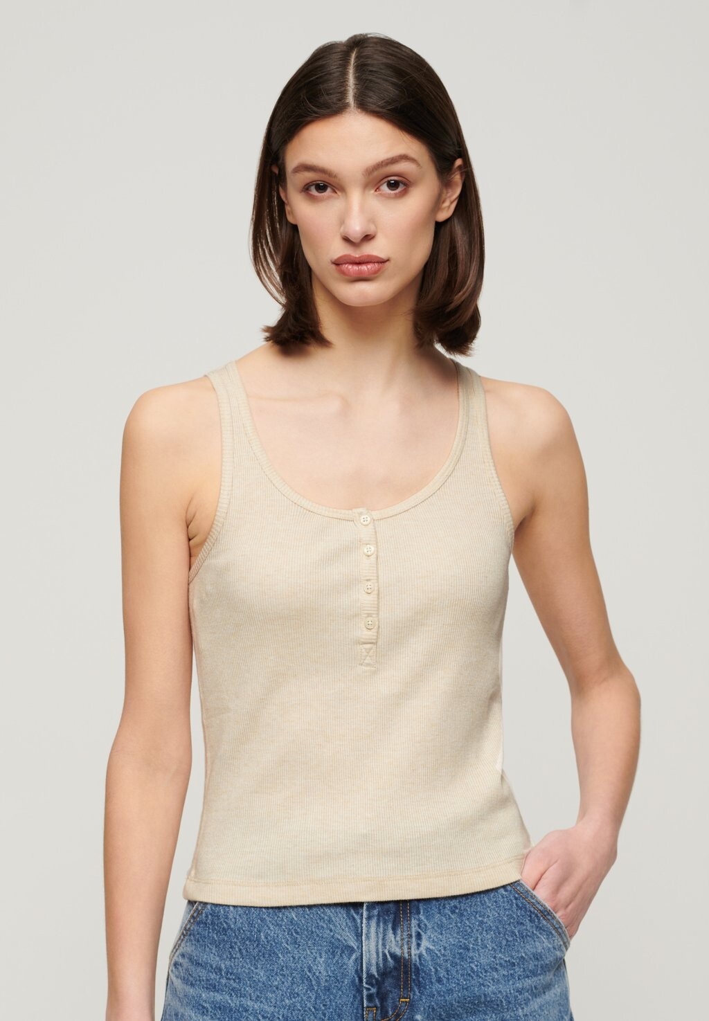 

Топ ATHLETIC ESSENTIALS BUTTON Superdry, цвет light oat beige marl