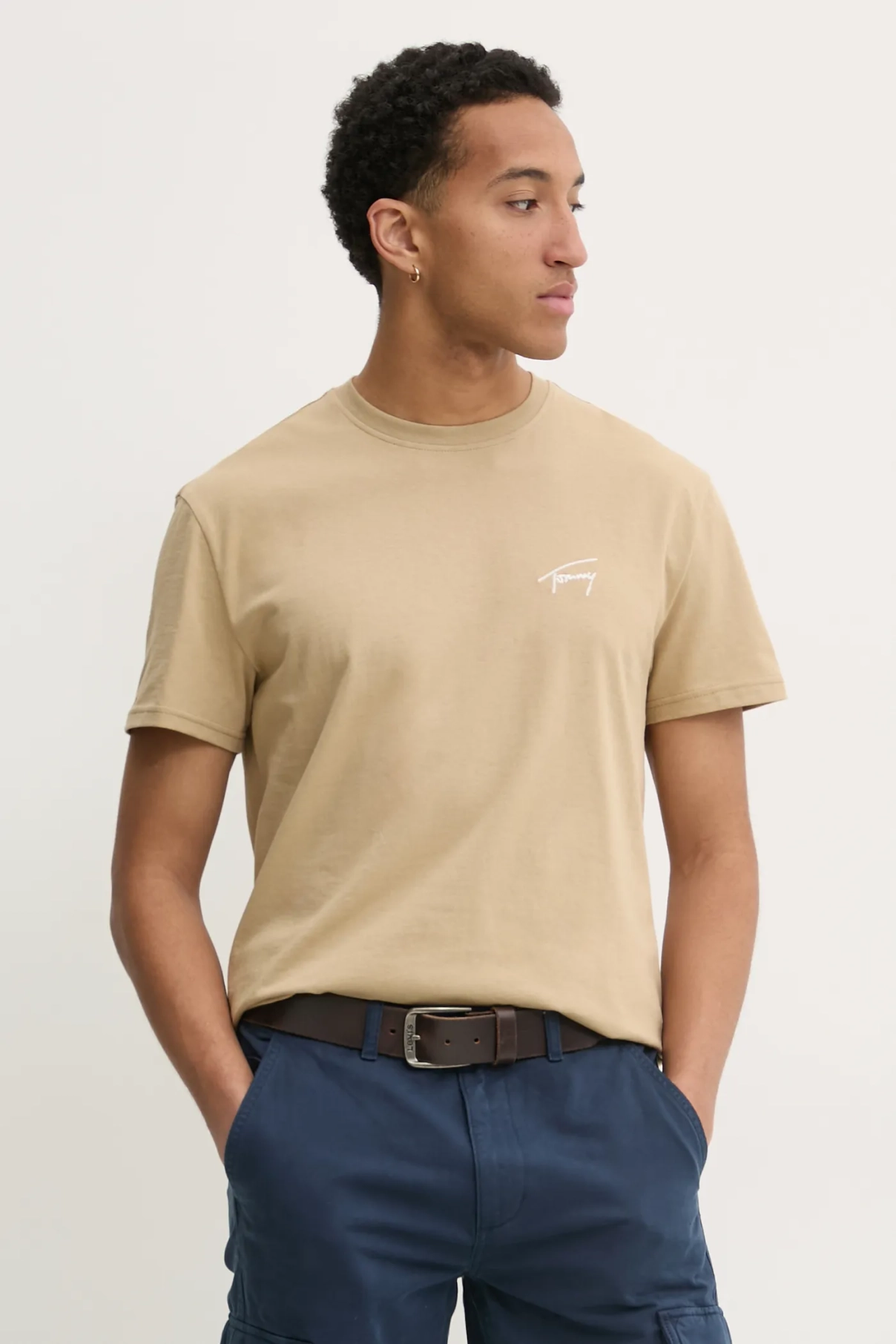 

Хлопковая футболка Tommy Jeans, бежевый