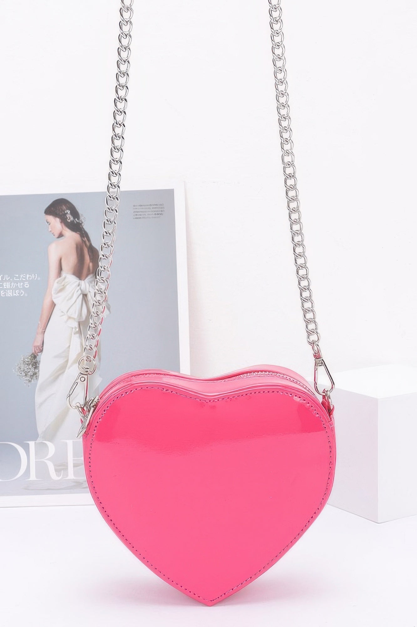 

Сумка через плечо в форме сердца с эмалью FASHNZFAB, Fuschia