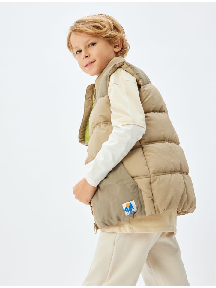 

Жилет KOTON, зеленый