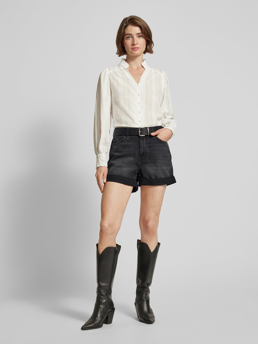 

Джинсовые шорты Mom fit с 5 карманами, модель «MOM80» Mango, черный