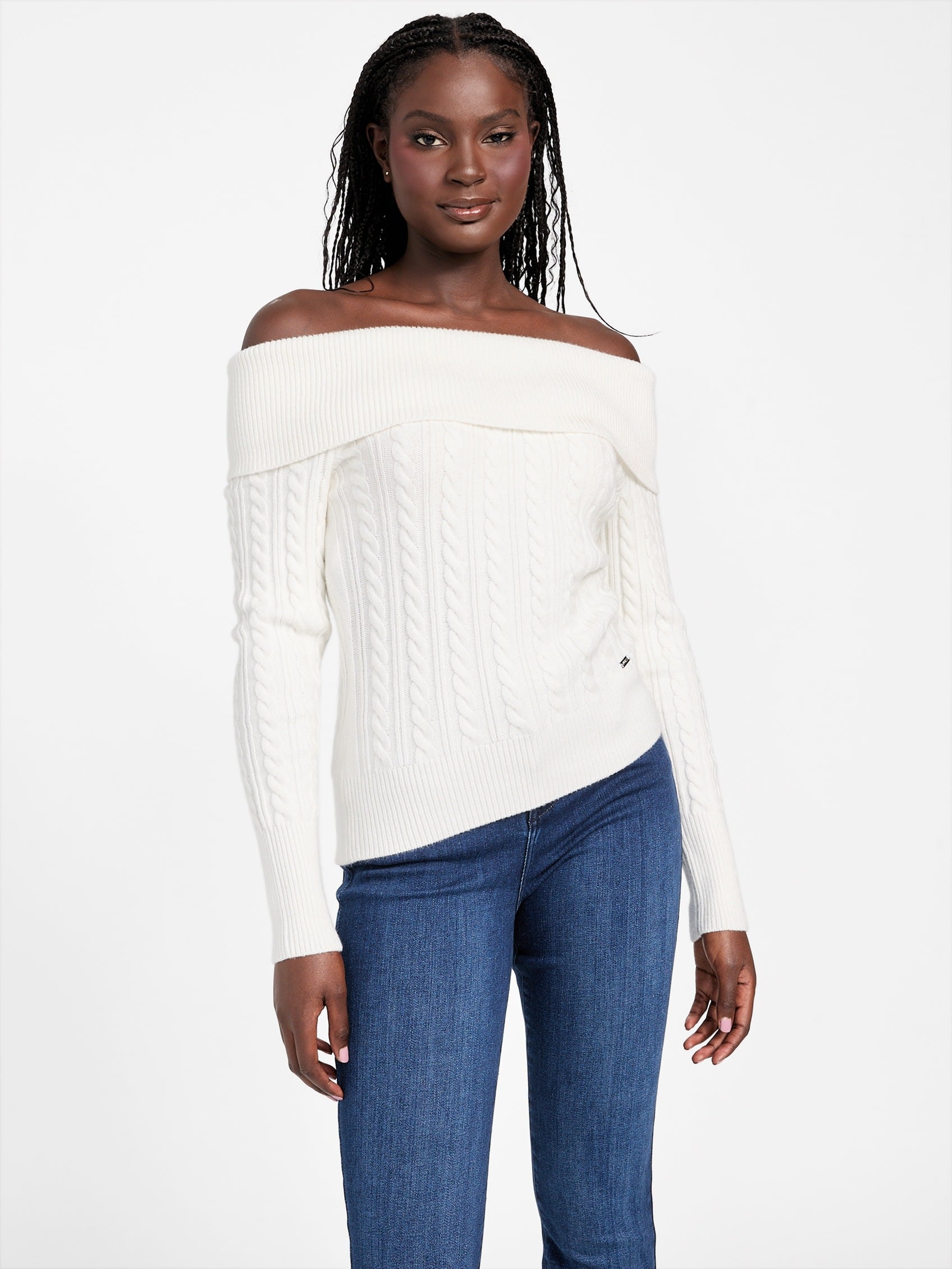 

Свитер с открытыми плечами Iman Guess Factory, цвет white glam