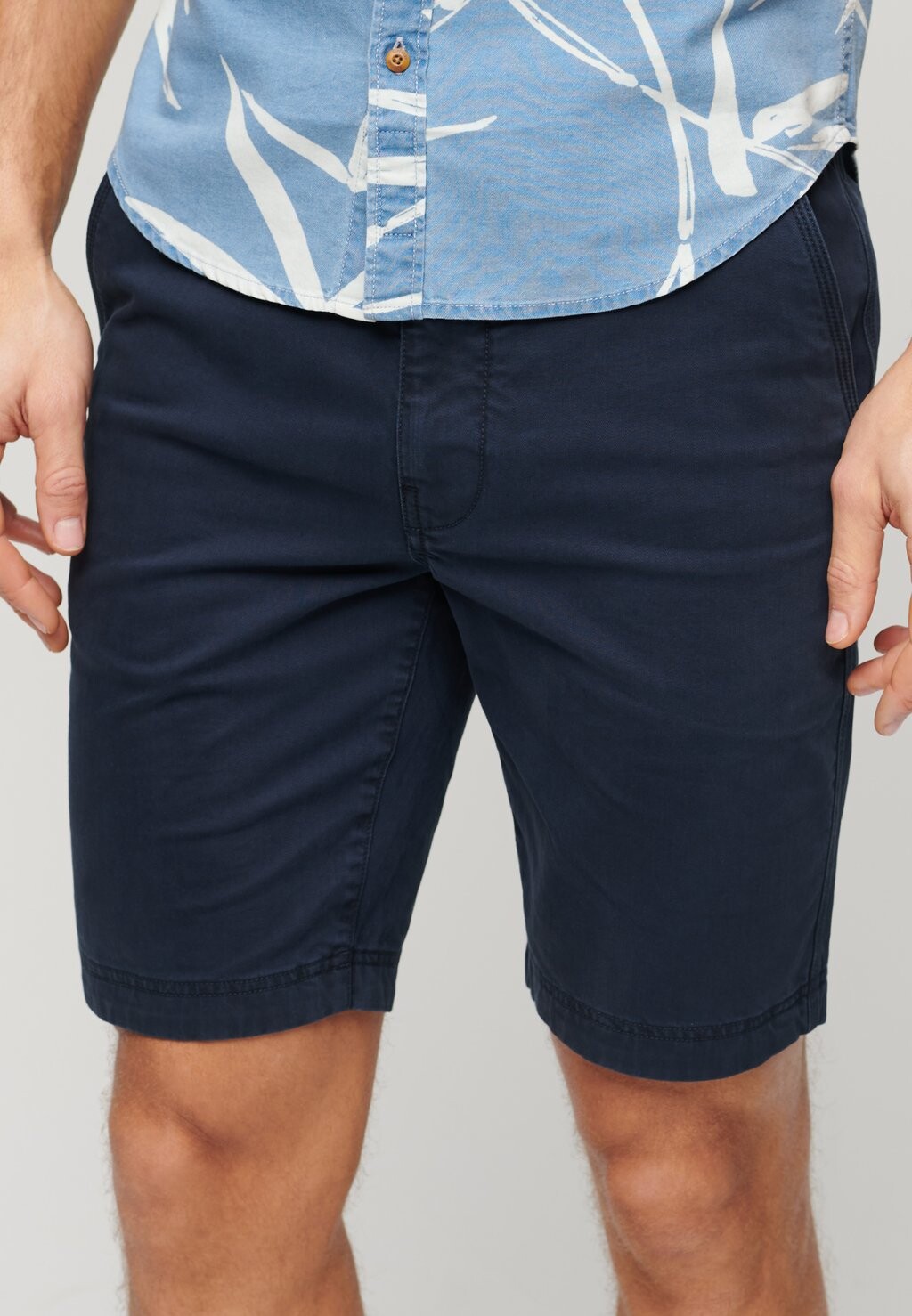 

Шорты OFFICER Superdry, цвет french blue