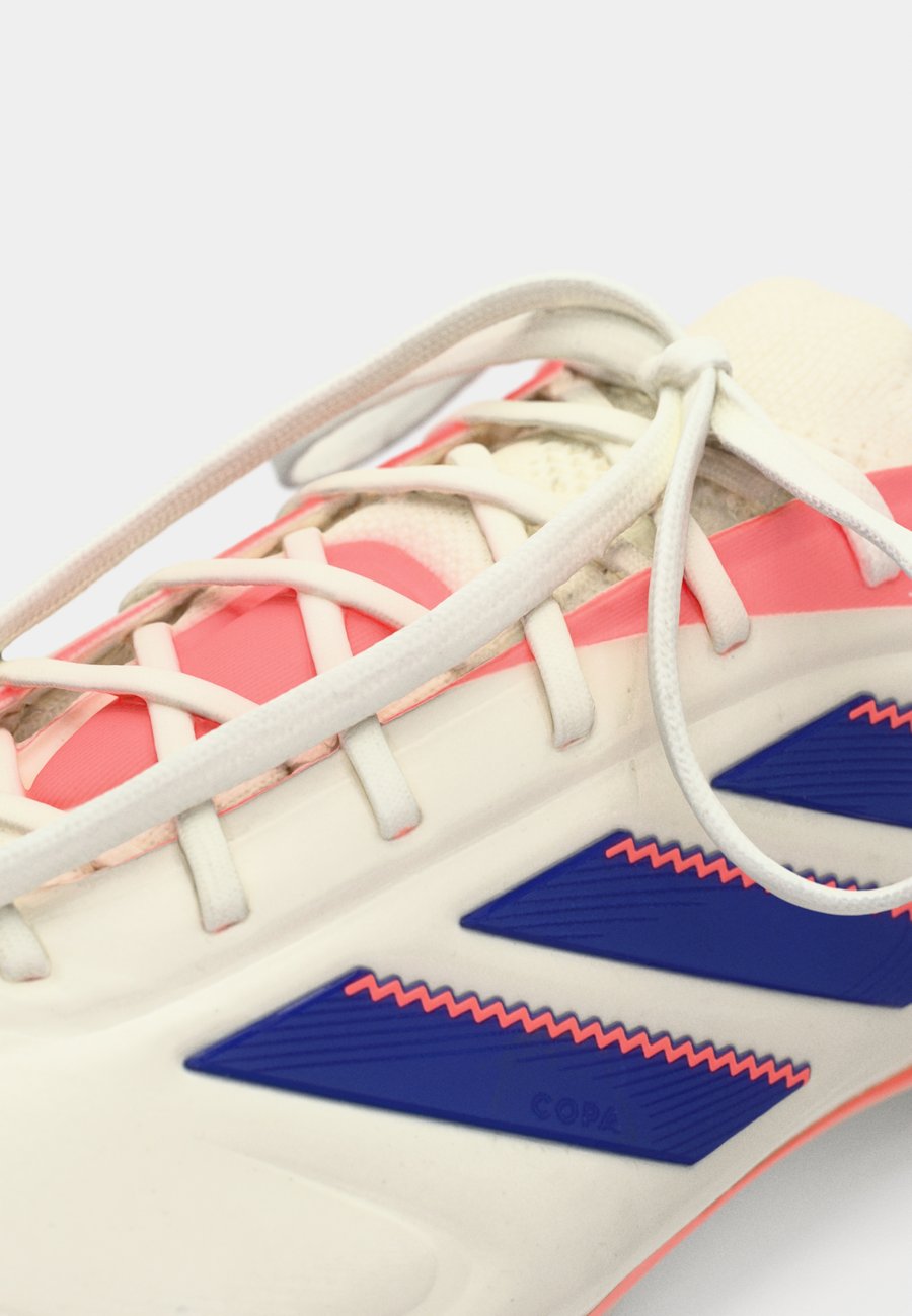 Кроссовки Adidas Performance COPA PURE III ELITE FIRM GROUND FOOTBALL BOOTS, Off White/Lucid Blue/Signal Coral/Off-White — фото 3