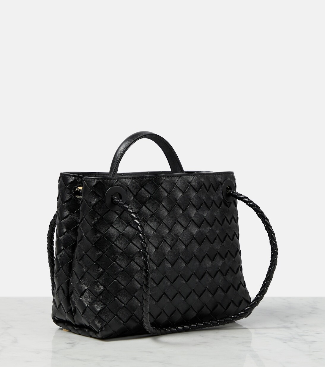 Маленькая кожаная сумка-тоут andiamo Bottega Veneta, черный — фото 4