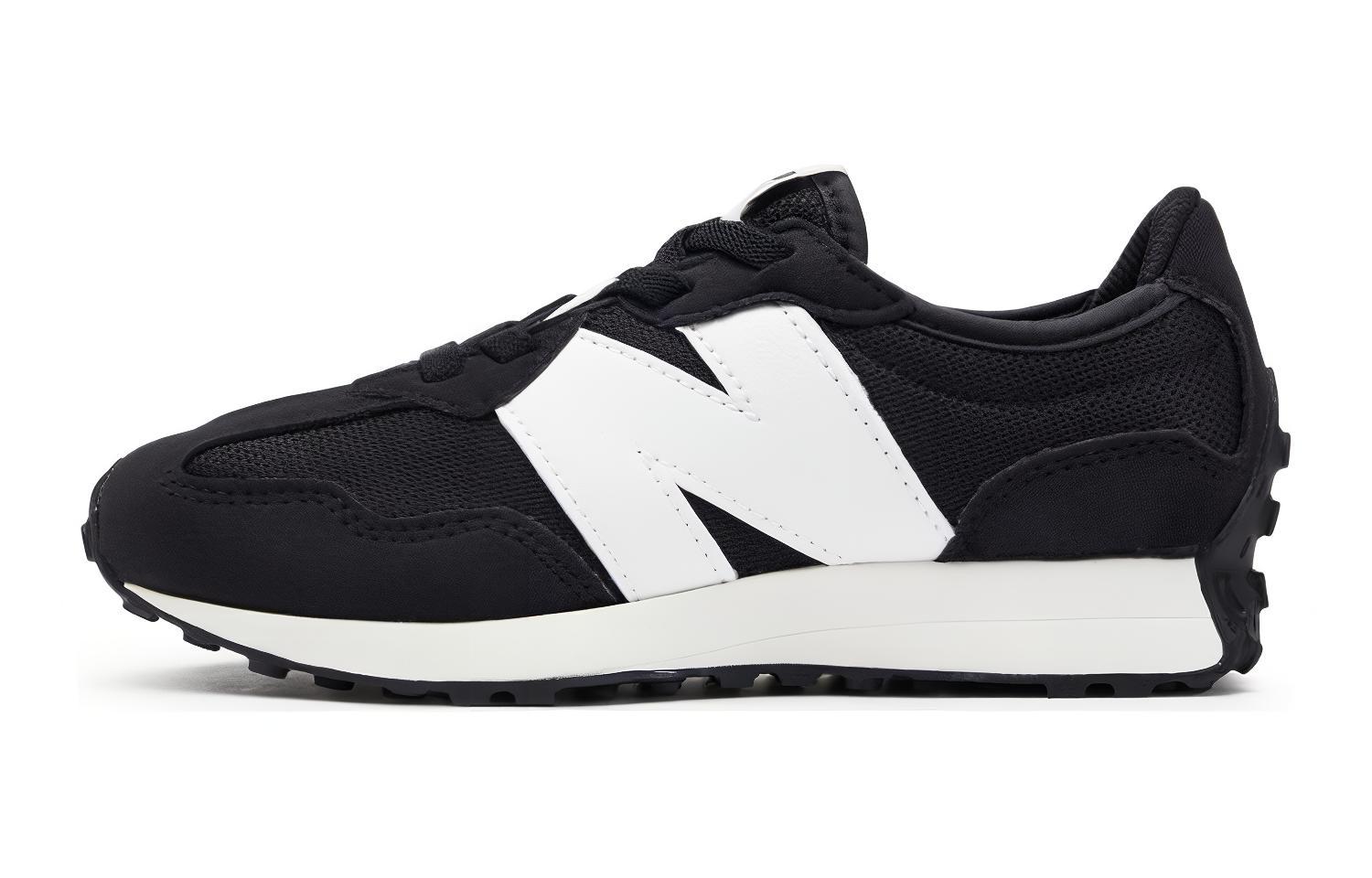 

Кроссовки с логотипом на заплатке Low-top New Balance, черный