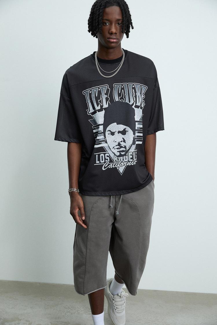 

Футболка с сеткой Ice Cube Pull And Bear, черный