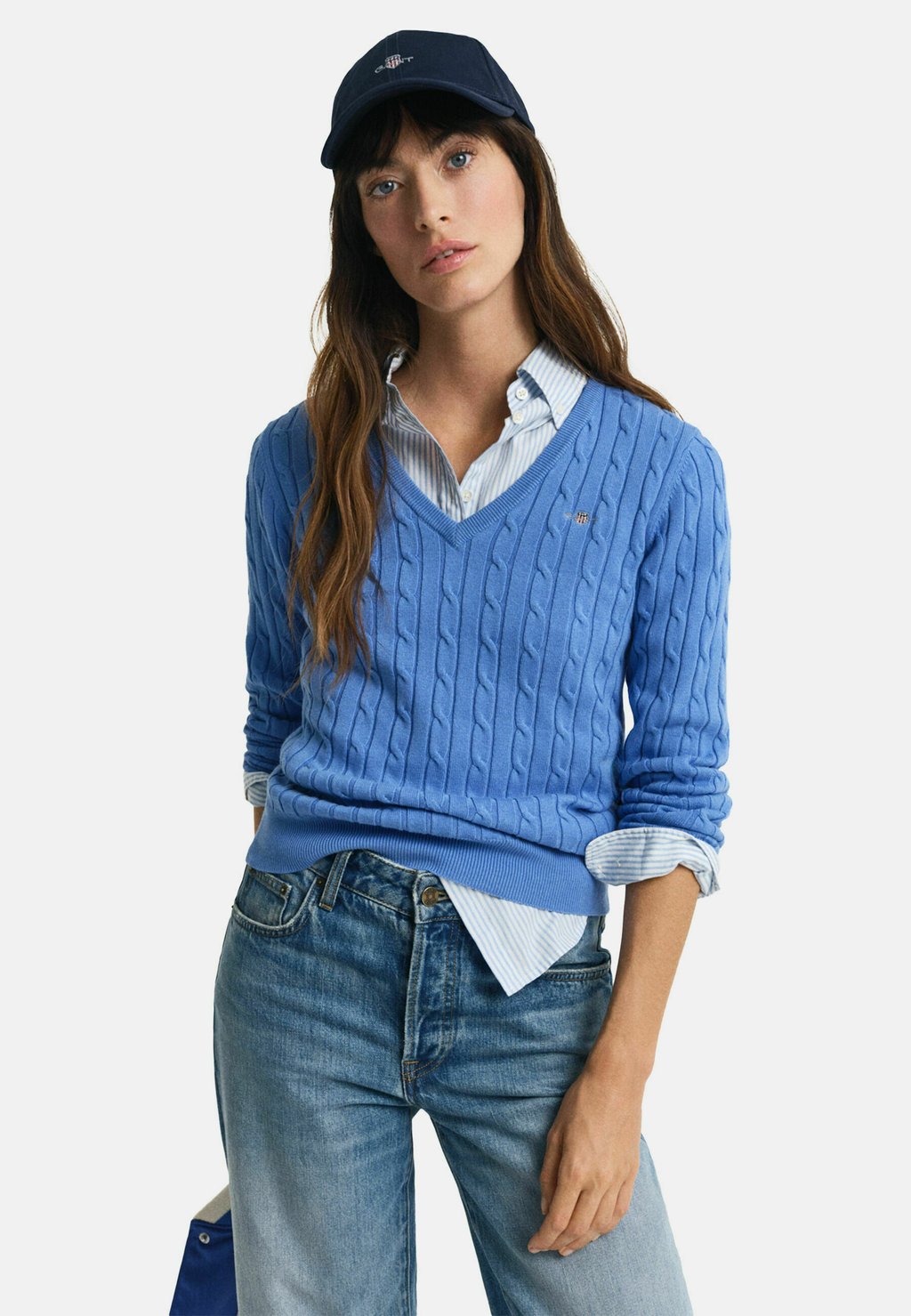 

Свитер CABLE V NECK GANT, синий