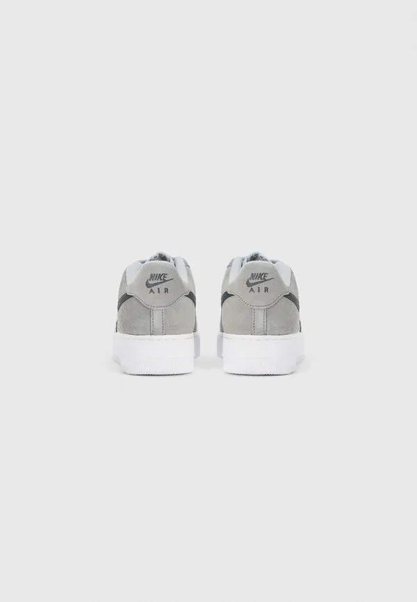 Кроссовки air force 1 унисекс Nike Sportswear, Light Smoke Grey/Dark Smoke Grey/Smoke Grey — фото 3