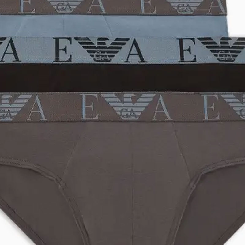 Тройная упаковка трусов с крупным логотипом монограммы EMPORIO ARMANI, 3 штуки (синий+бежевый+черный) — фото 3