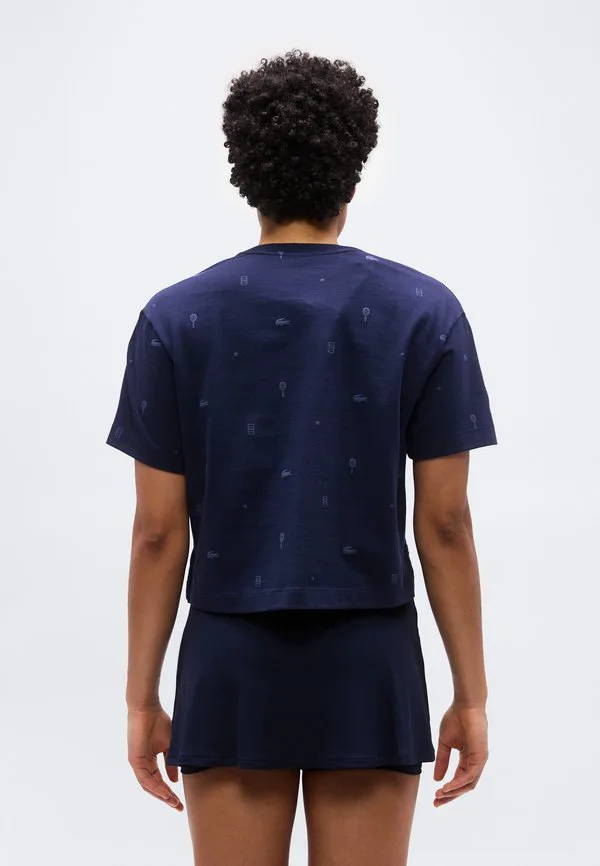 Футболка Lacoste Sport «Наследие», принт, темно-синяя — фото 3