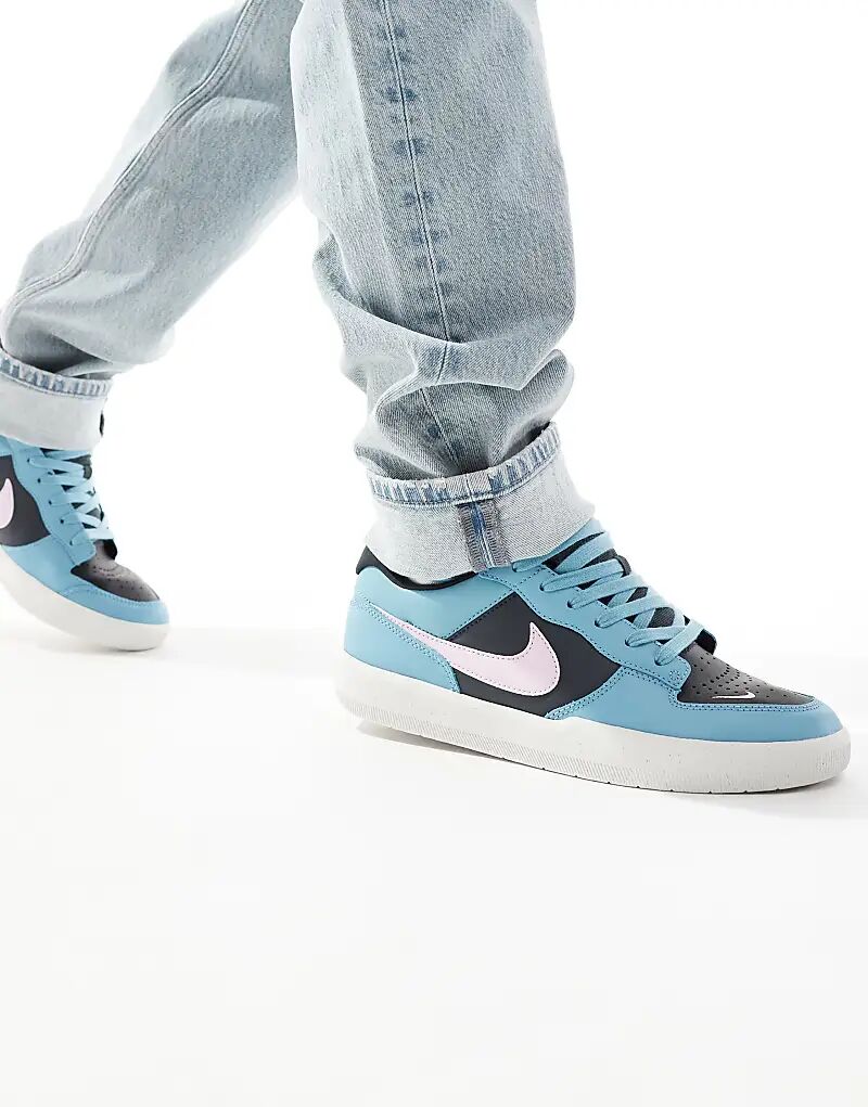 

Кроссовки премиум-класса SB Force в сине-сером цвете Nike