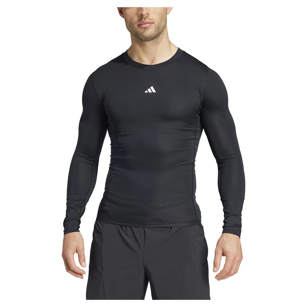 

Лонгслив adidas Techfit Compression, черный