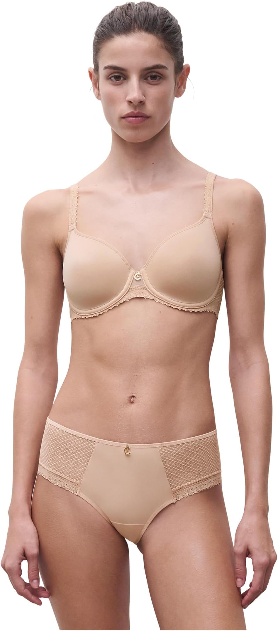 

Бюстгальтер Chantelle Romance Lightweight T-shirt Bra, цвет Nude Blush