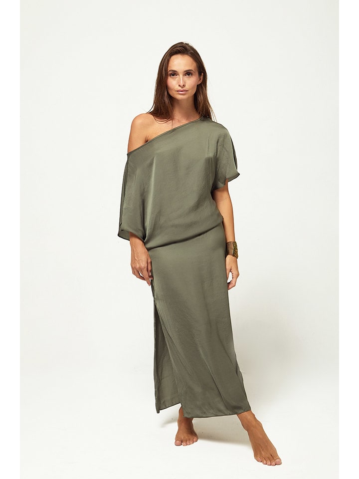 

Beliza Платье «Джулия» цвета хаки