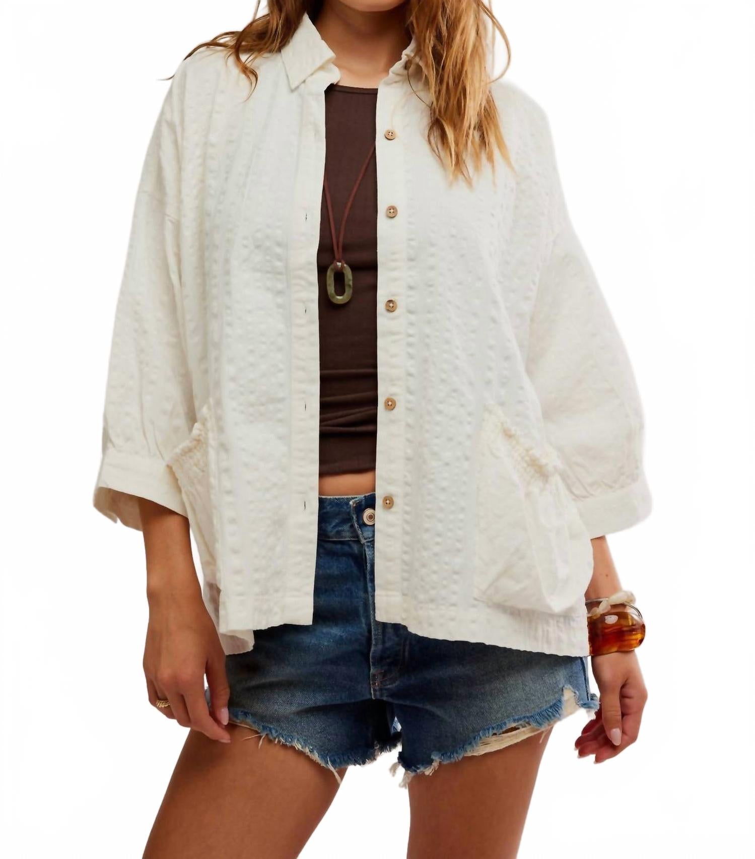 

Рубашка из жатой ткани, как у меня, в кокосовом молоке Free People, coconut milk