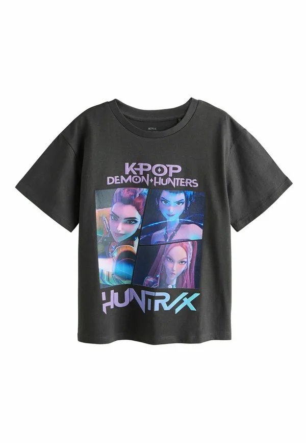 Футболка в стиле k-pop "охотники на демонов". футболка с принтом Next, Charcoal Grey — фото 3