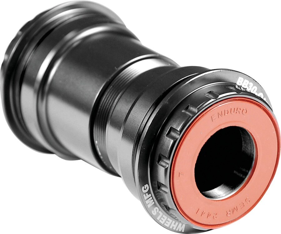 

Каретка с наружной резьбой BB30 и подшипниками ABEC-3 для кривошипных шпинделей диаметром 24 мм. Wheels Manufacturing, черный