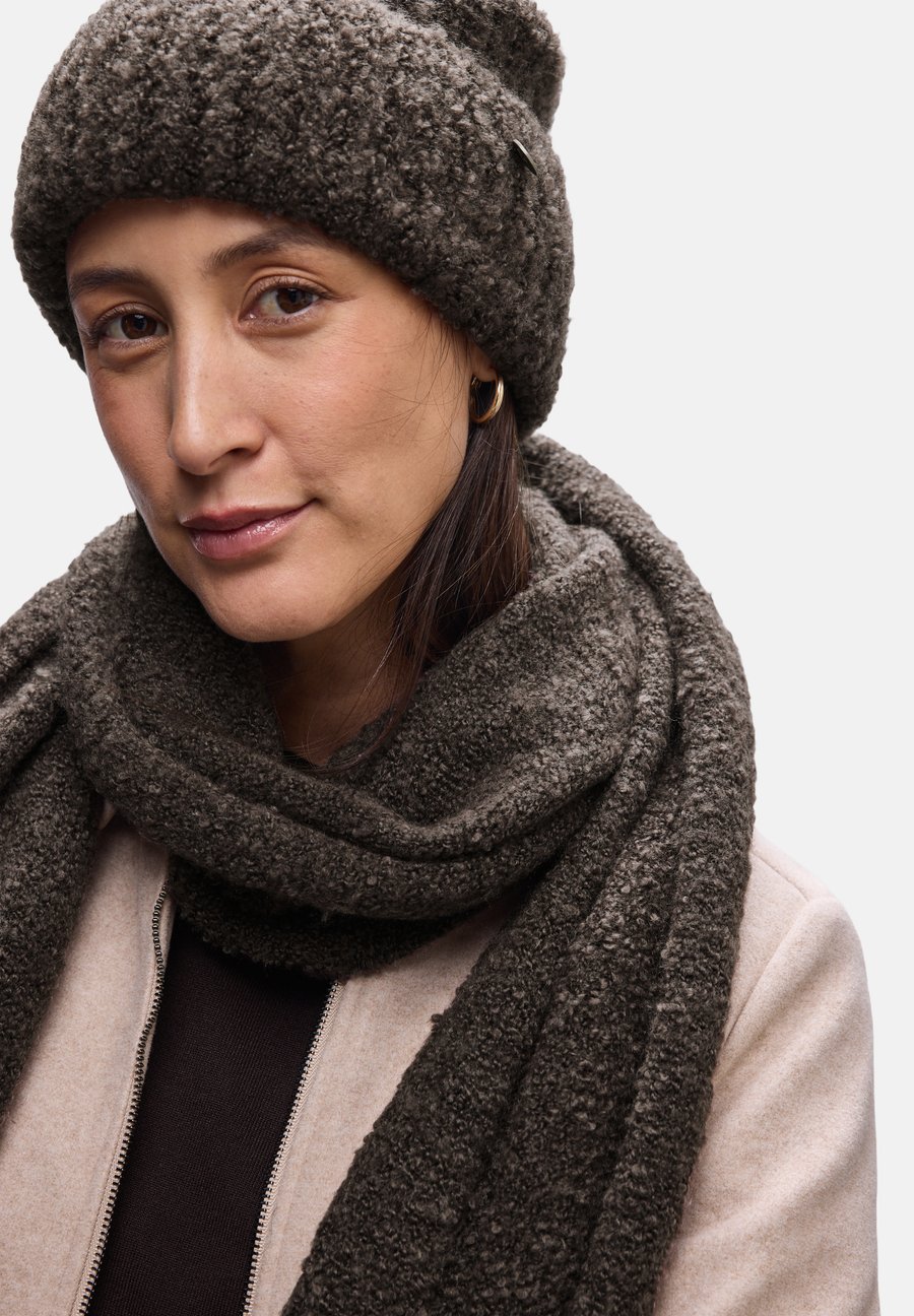 

Шапка Street One BOUCLÉ, Braun/Mottled Brown