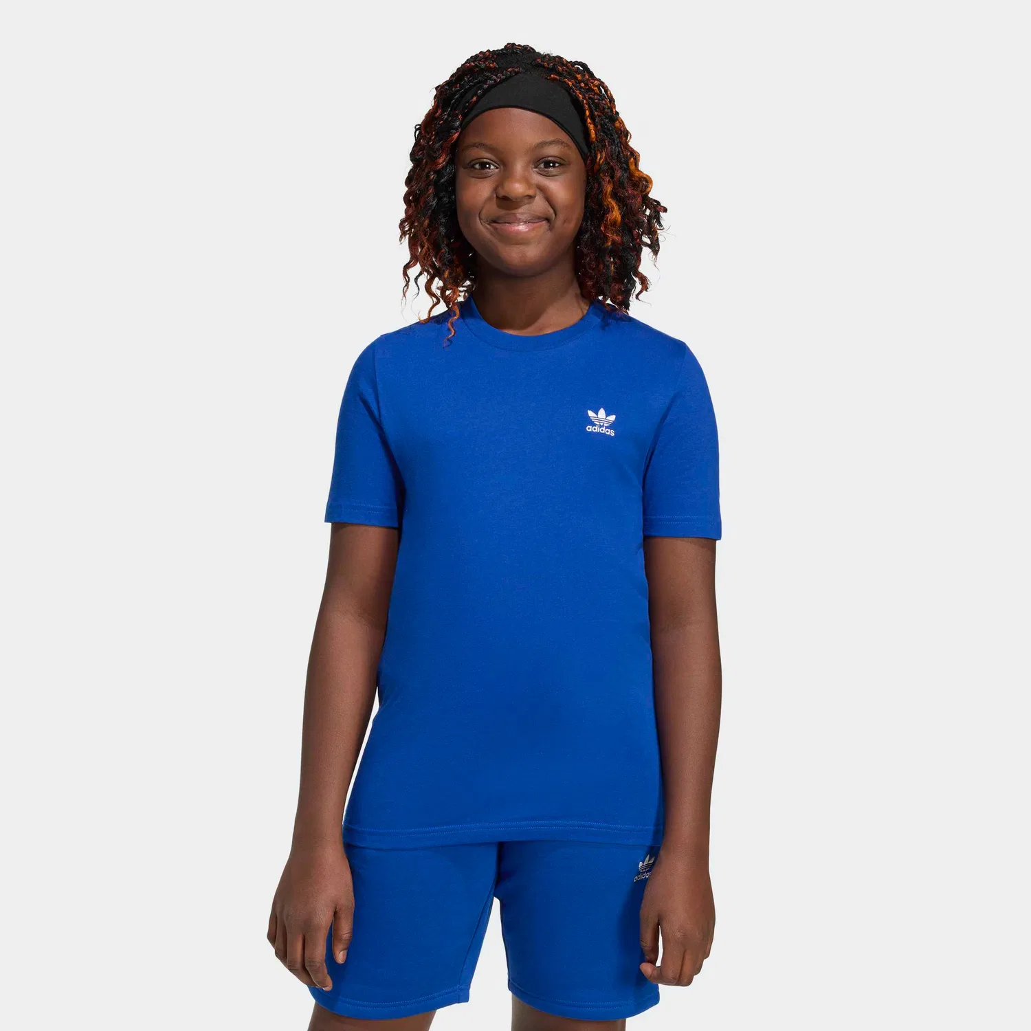 Футболка Adidas Originals Trefoil Essentials темно-синего цвета