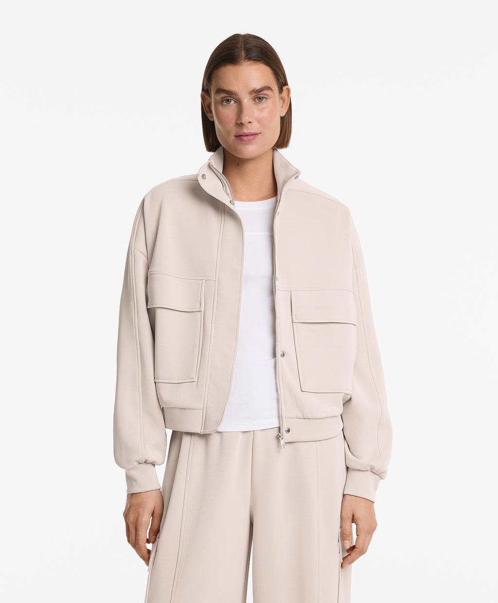 

Матовый жакет из модала с карманами Oysho, цвет Pale Taupe