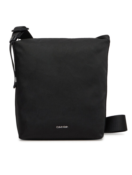 

Сумка через плечо Ck Ease Hobo S K50K512965 Calvin Klein, черный