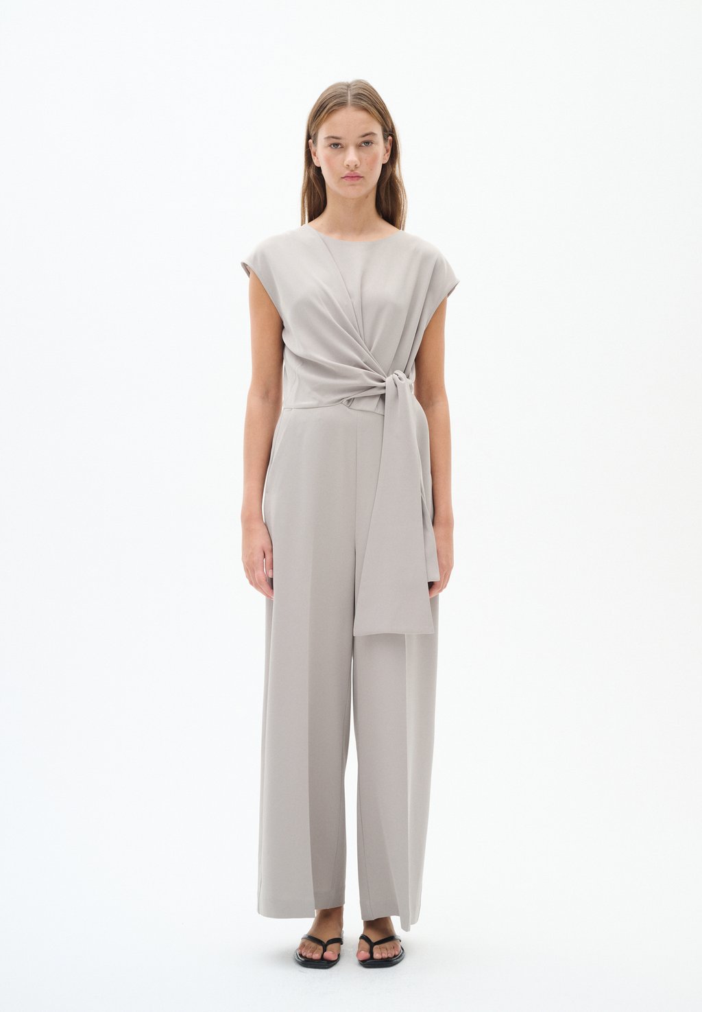 

Комбинезон ZHENY InWear, серо-коричневый