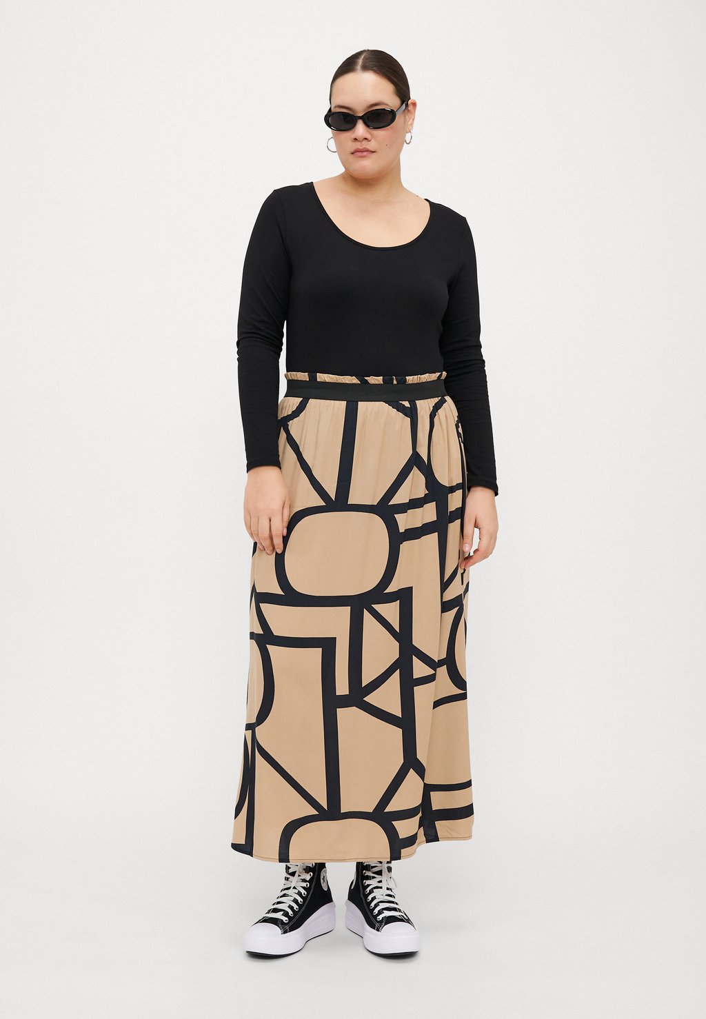 

Юбка макси CARVENEDIG LIFE LONG SKIRT ONLY Carmakoma, светло-коричневый