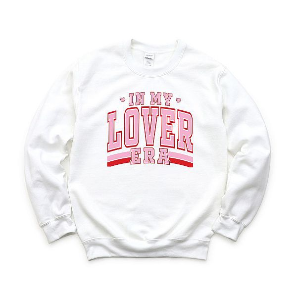 

Свитшот In my lover era varsity Simply Sage Market, White