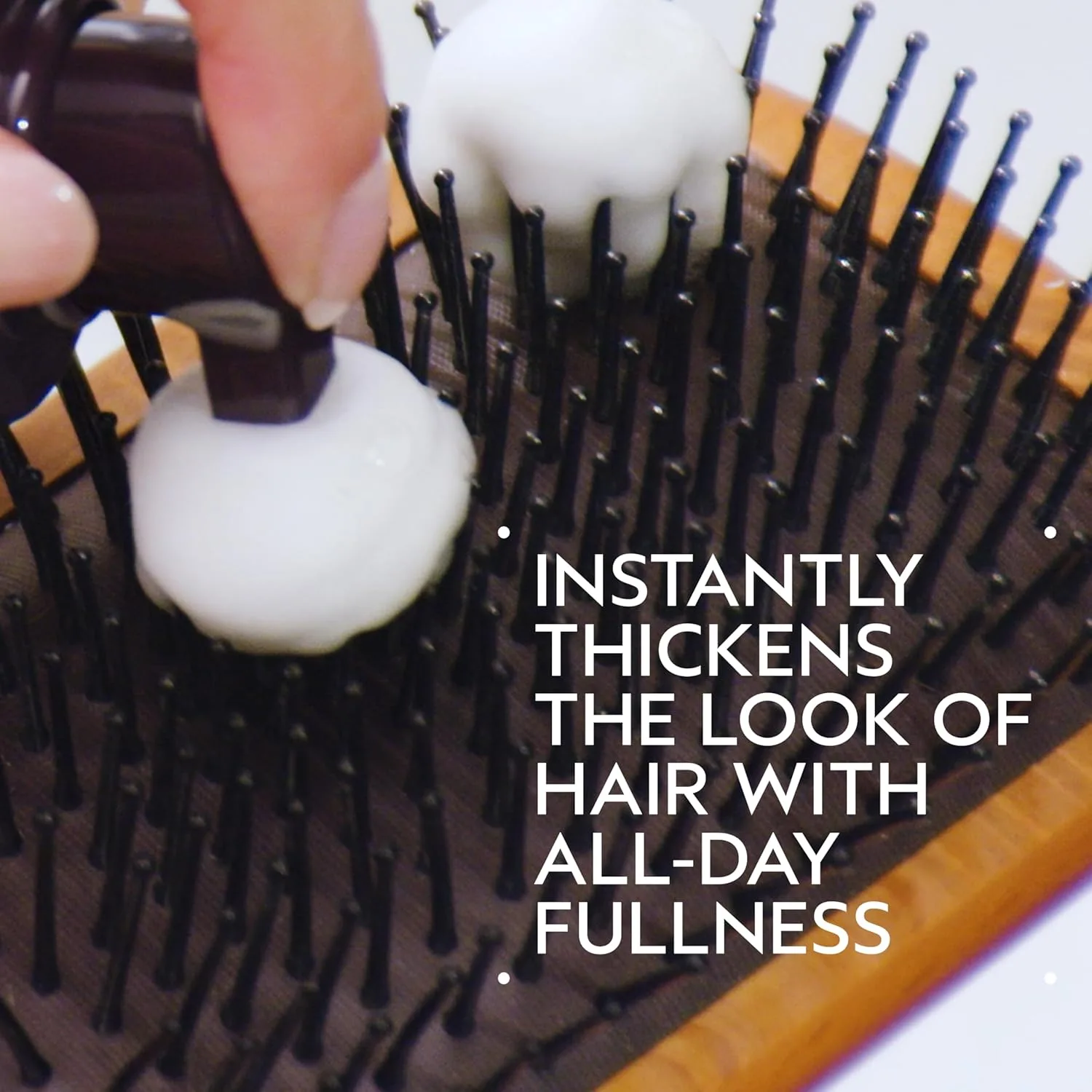 Пенка для укладки Aveda Invati Ultra Advanced Thickening Foam | Пенка для тонких и редеющих волос | Мгновенно утолщает волосы | Гибкая фиксация | 97% натуральных ингредиентов* — фото 2