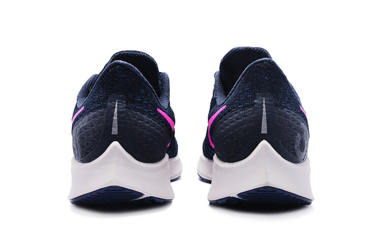 Nike Pegasus 35 Кроссовки для женщин — фото 4