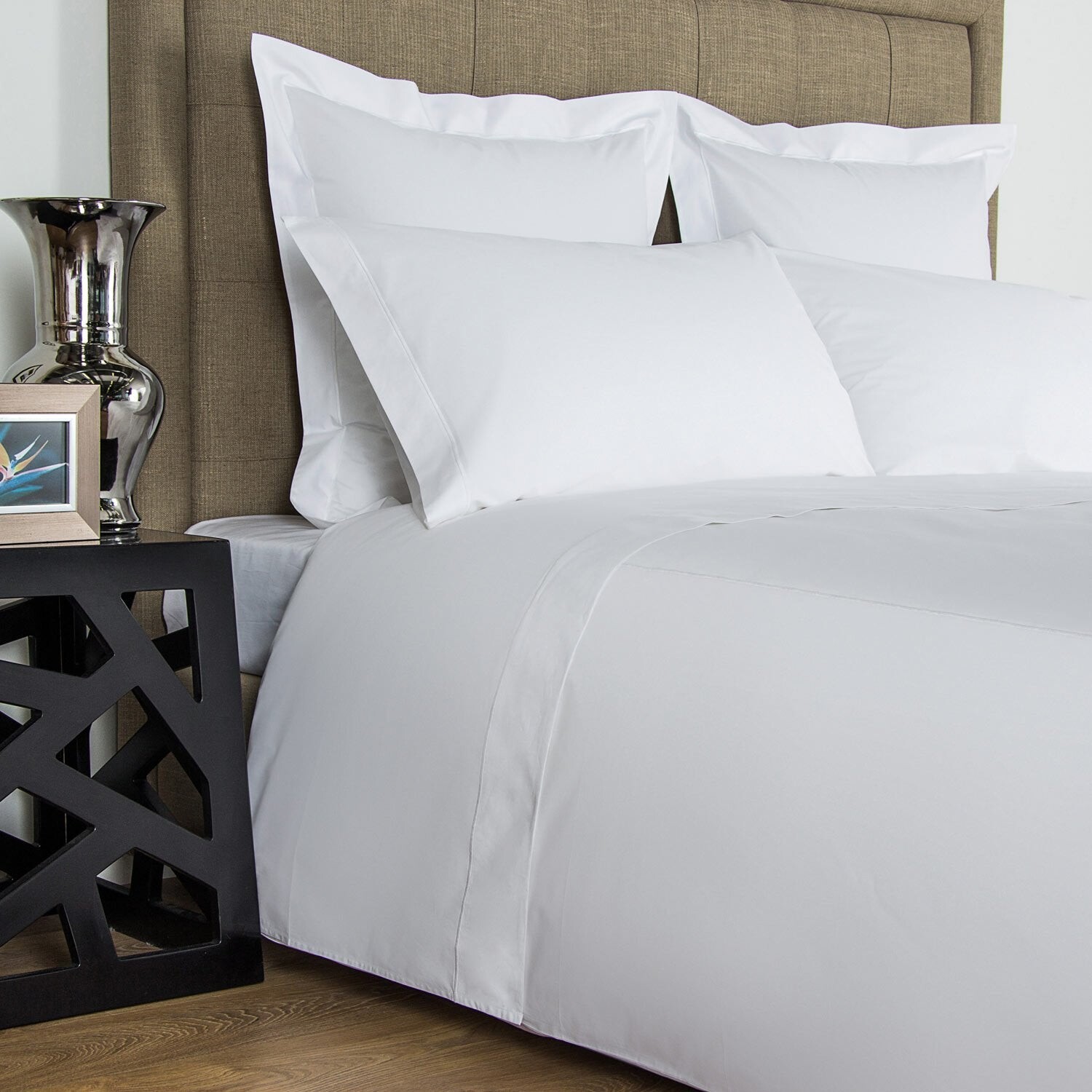 

Набор простыней Frette One с бурдоном, цвет White
