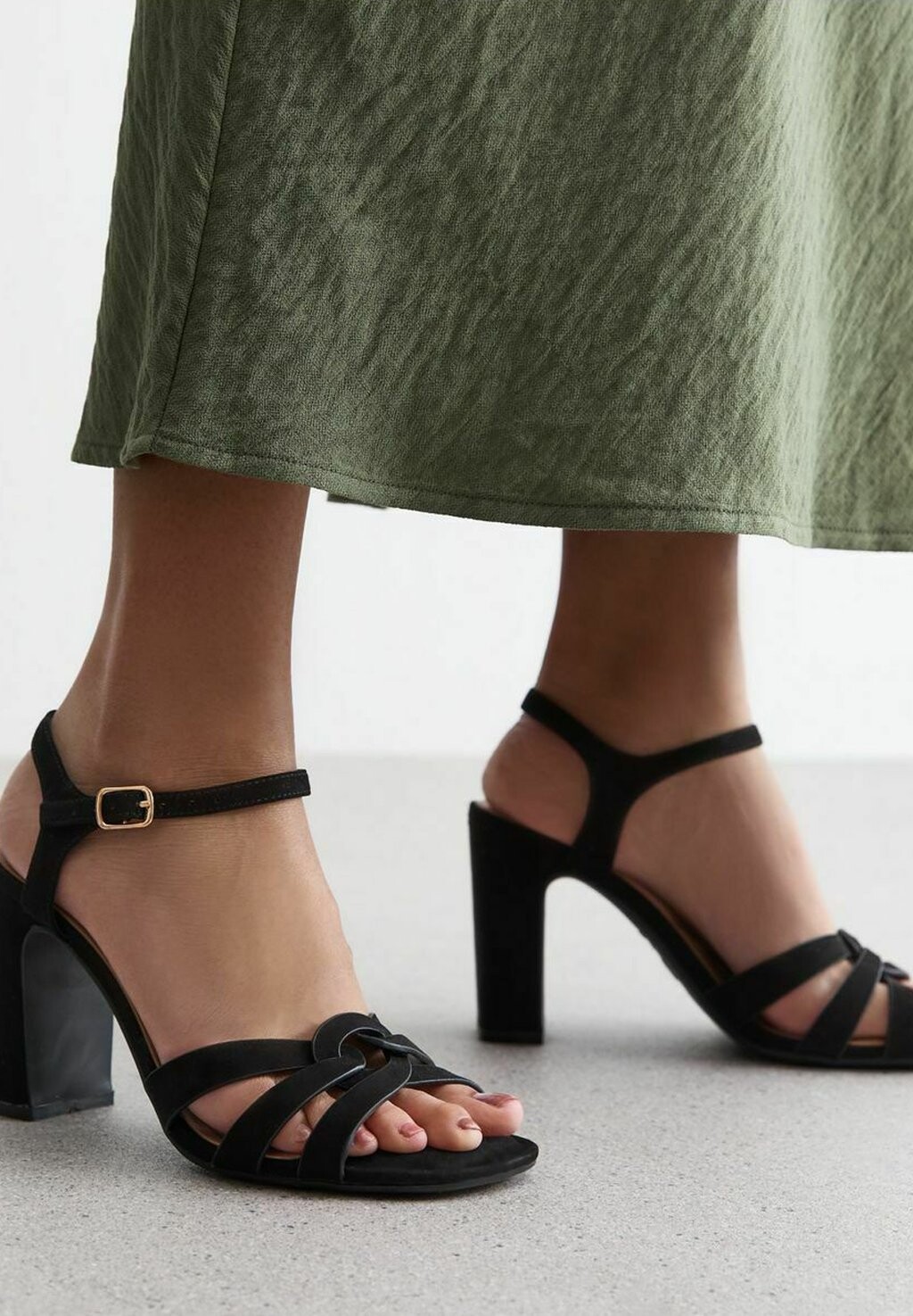 Босоножки на каблуке Wide Fit Twist New Look, черный