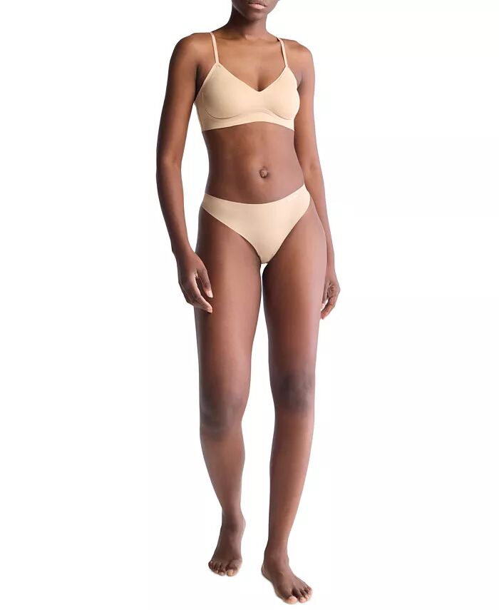 Женский бюстгальтер-бралетт Invisibles Gel Wire Lightly Linen QF7142 Calvin Klein, слоновая кость/кремовый — фото 4