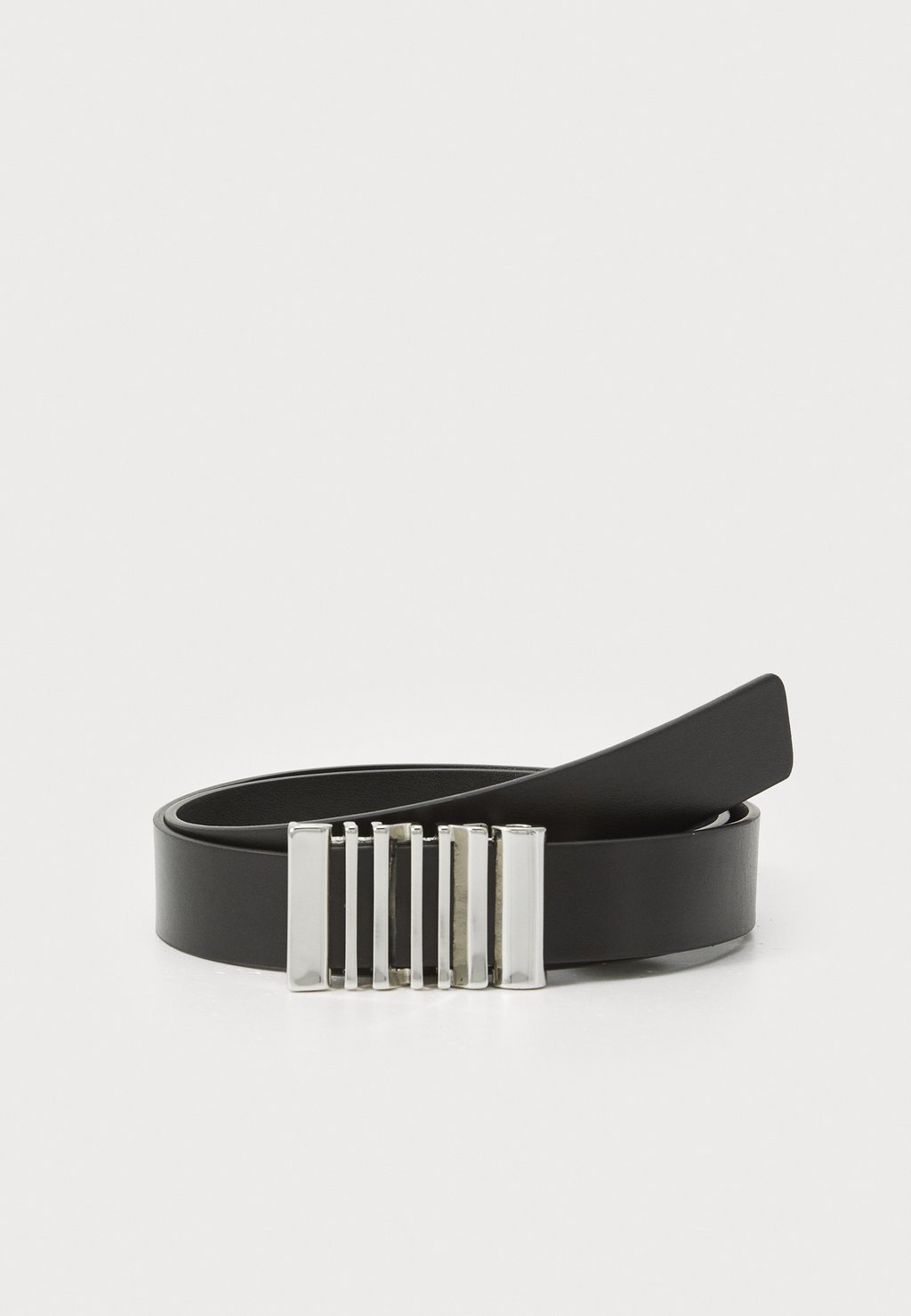 

Пояс BELT 30MM VITELLO LISCIO Pinko, черный