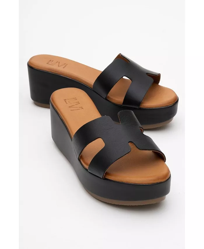 Сандалии Lia Leather на платформе (женские) Forever & Always Shoes, черный