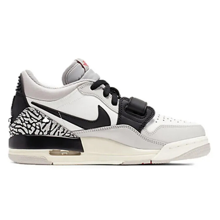 Кроссовки Jordan Legacy 312 Vintage Basketball Shoes Men Low-top Grey/white, черный/белый/серый — фото 2