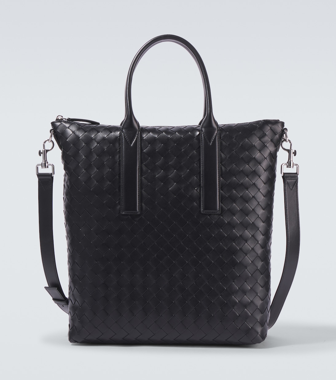 

Классическая сумка-тоут из кожи Intrecciato Bottega Veneta, Black-Silver