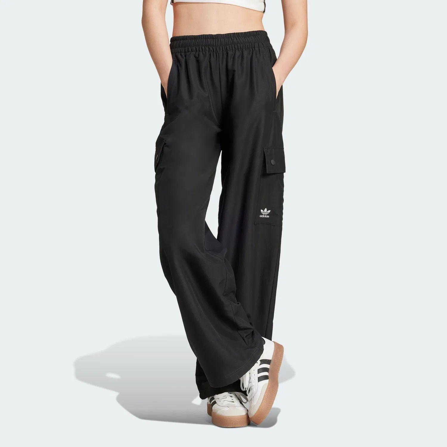 Женские тканые брюки карго Essential чёрные от Adidas