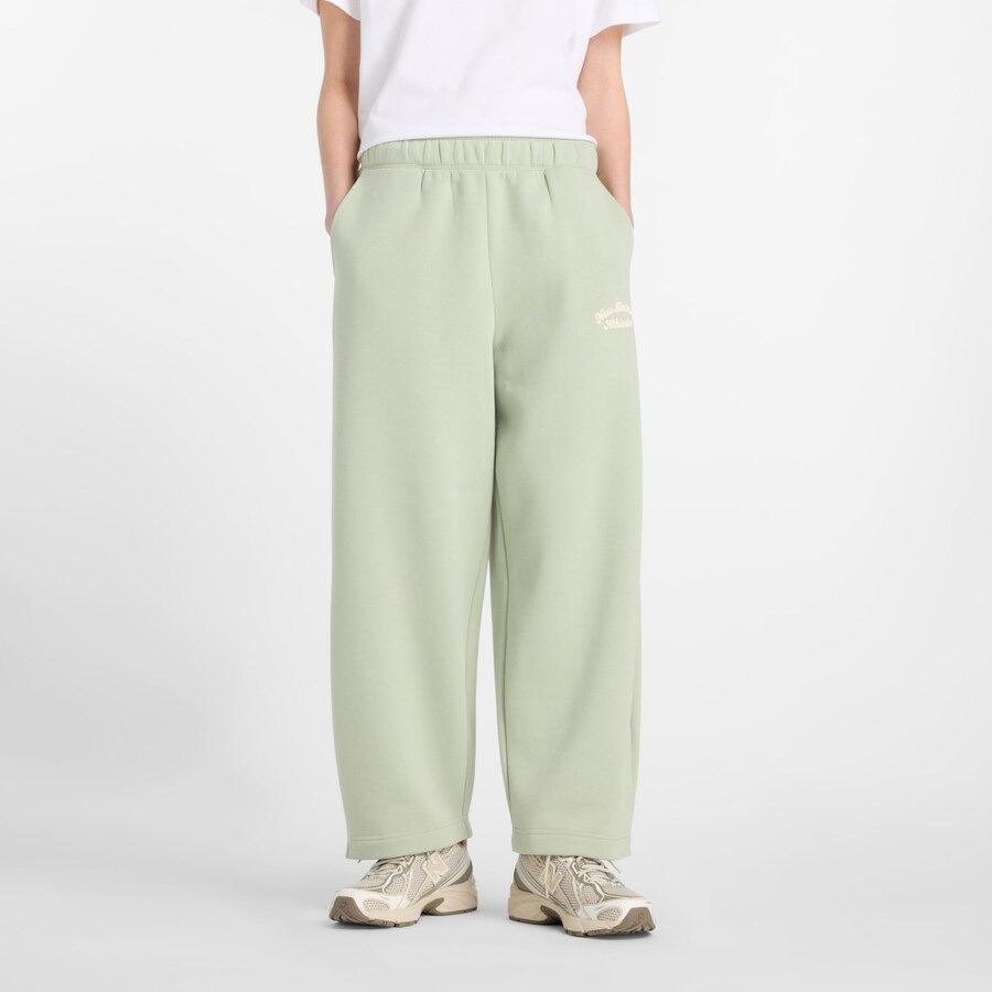 

Брюки свободного кроя new balance Heritage, светло-зеленый