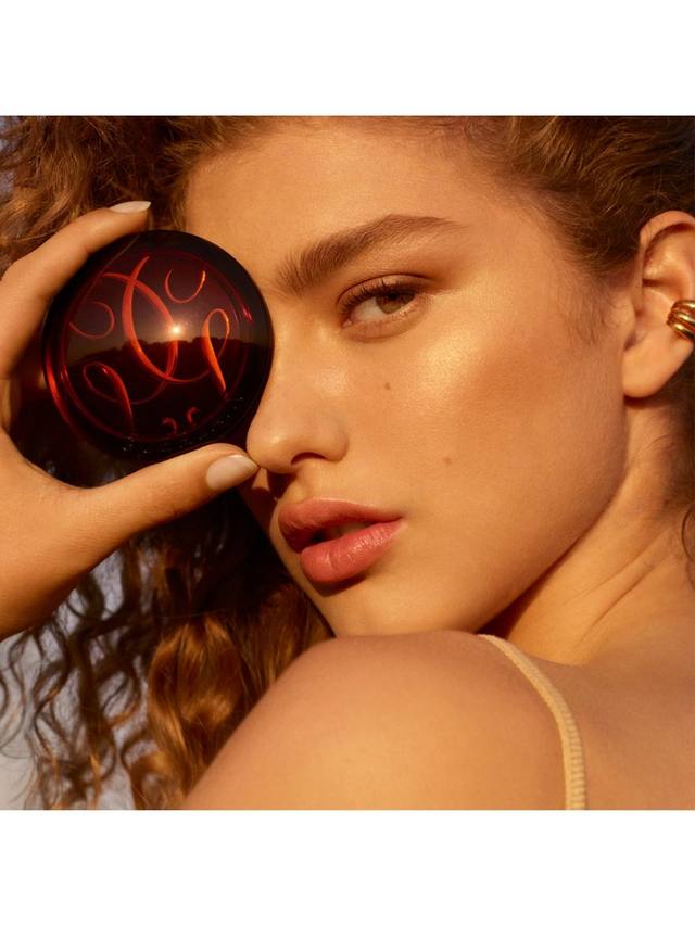 Терракотовый люминайзер The Shimmering Powder для хайлайтинга и золотистого сияния Guerlain, 01 Warm Gold — фото 3