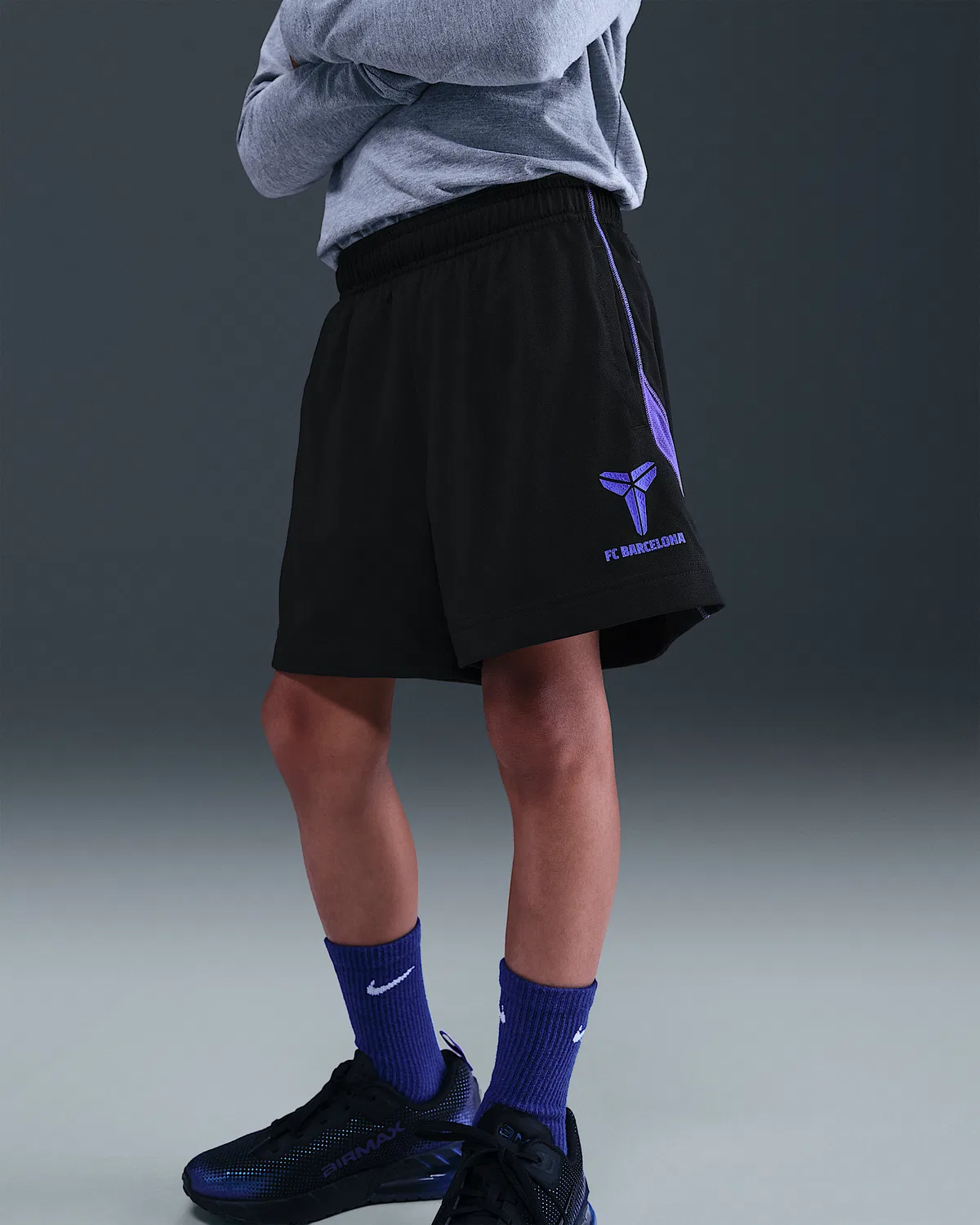 Детские футбольные шорты Kobe Dri-FIT FC Barcelona Away, Black/Persian Violet/Black — фото 2