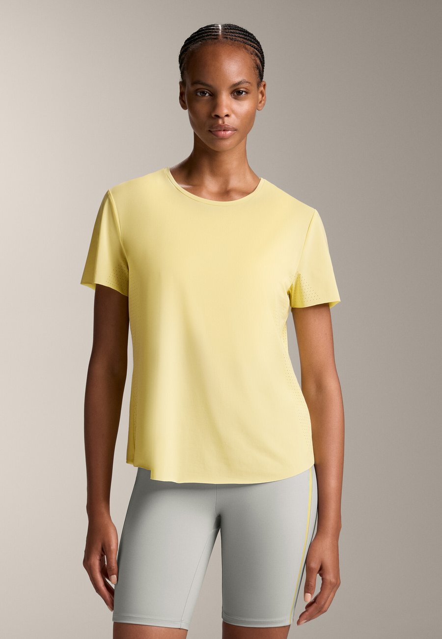 

Спортивная футболка OYSHO SHORT-SLEEVED TECHNICAL, Yellow