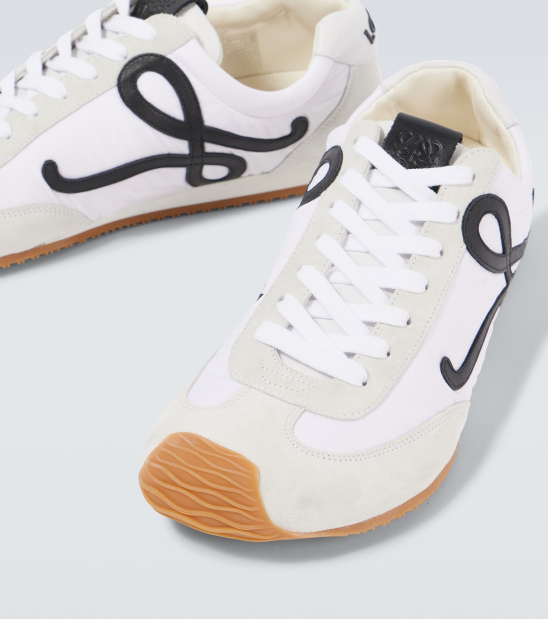 Балетные кроссовки Runner 2.0 с замшевыми вставками Loewe, White/ Black — фото 3